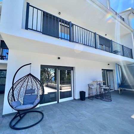 Fantasia Del Mare Apartment And Rooms Драмал Екстериор снимка
